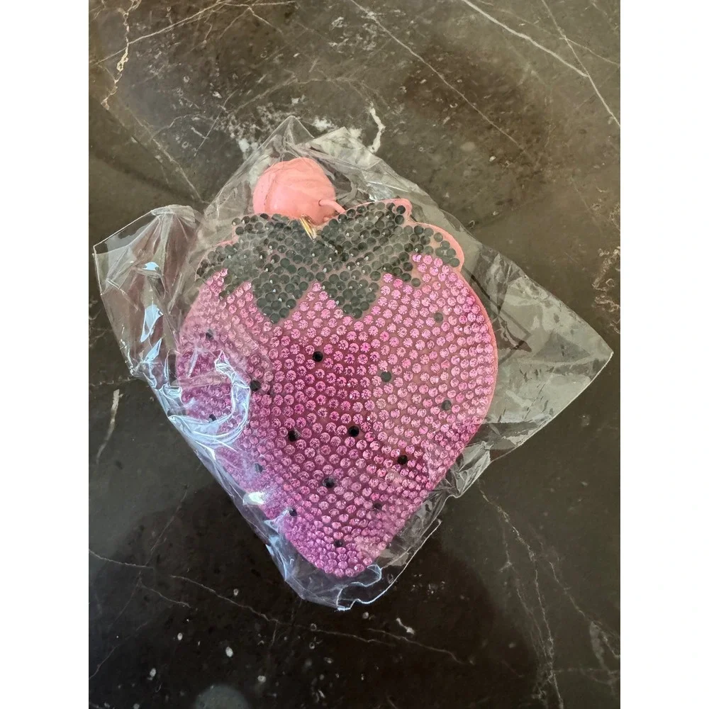 N/A pink strawberry